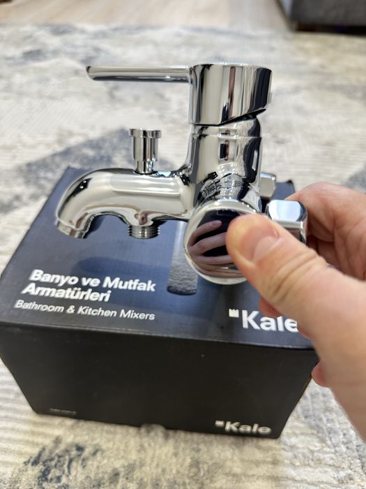 Смеситель для ванны Kale