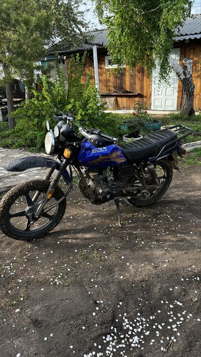 Продам мотоцикал 200 кубов