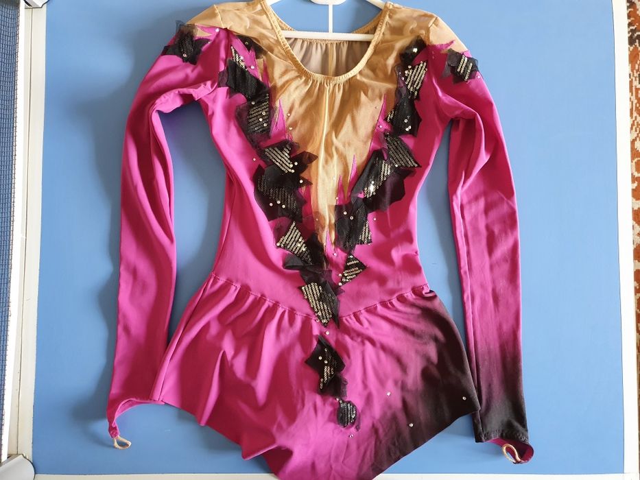 Платье для фигурного катания