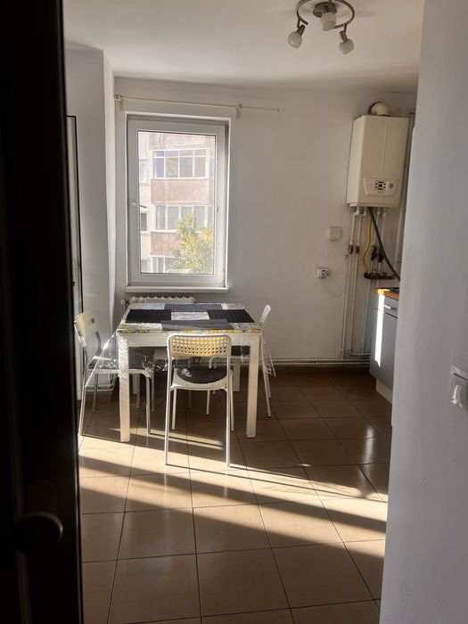 Inchiriez apartament 2 camere Bld General Grigore Balan