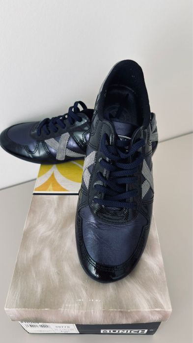 Продам кеды.