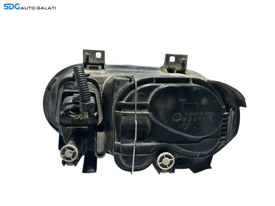 Far Stanga Halogen cu Proiector Ceata Volkswagen Golf 4 1998 - 2006 Cod 1J1941015C (Ureche Superioara Lipsa) [L6884]