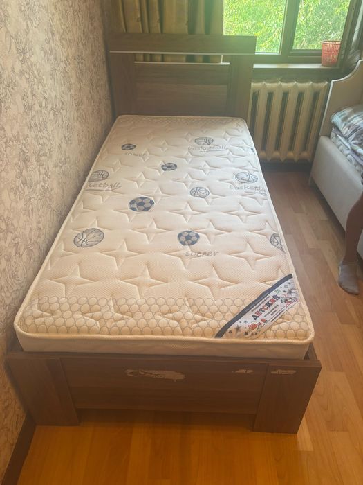 Кровать и матрас ортопедический