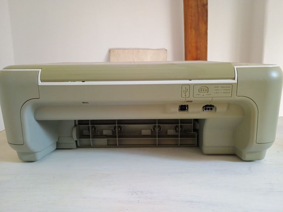 Мултифункционален принтер 3в1 Hp Photosmart C4280, с кабели, в отлично състояние