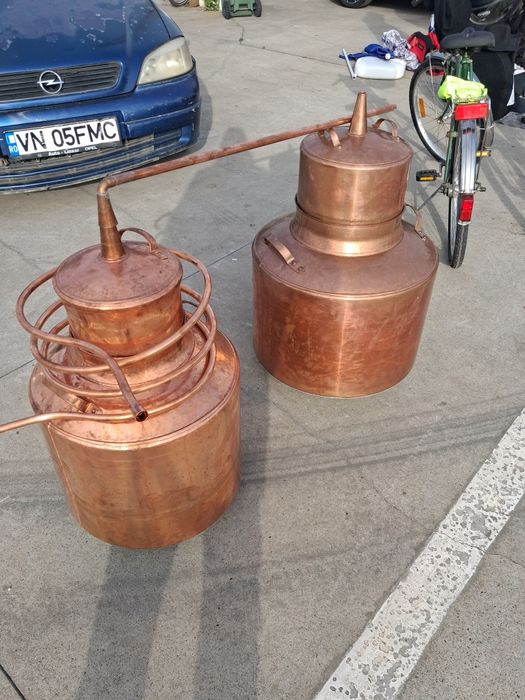Vând cazane de făcut tuica din cupru sau inox