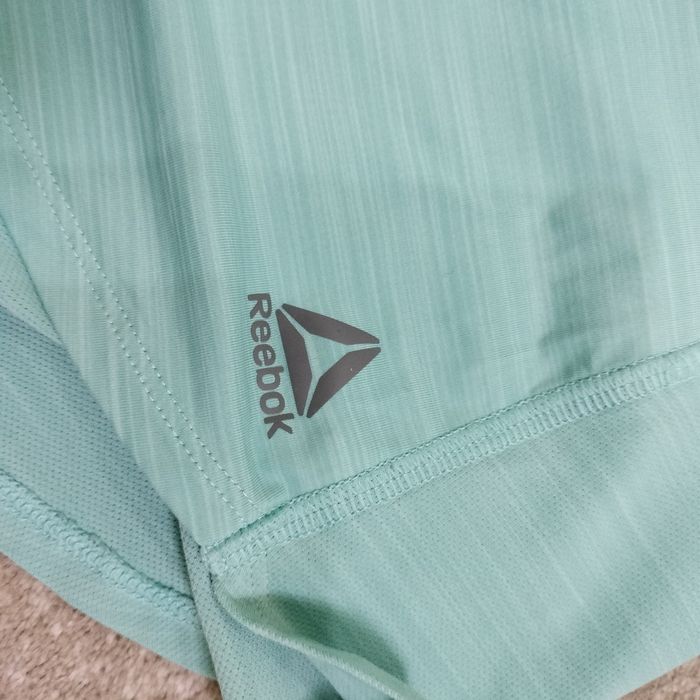 Футболка Reebok оригинал женская для спорта.