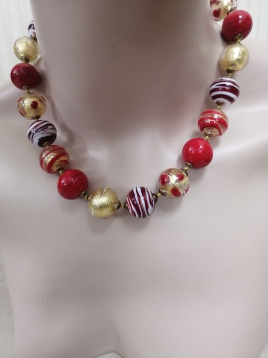 Колье из муранского стекла