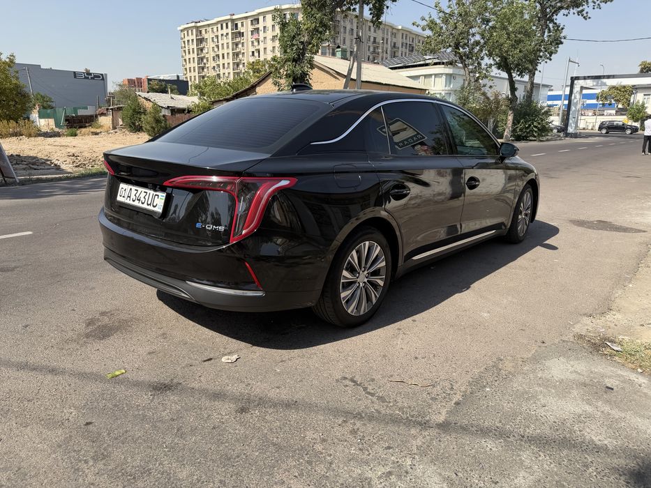 Hongqi eqm 5-500 км в аренду с выкупом