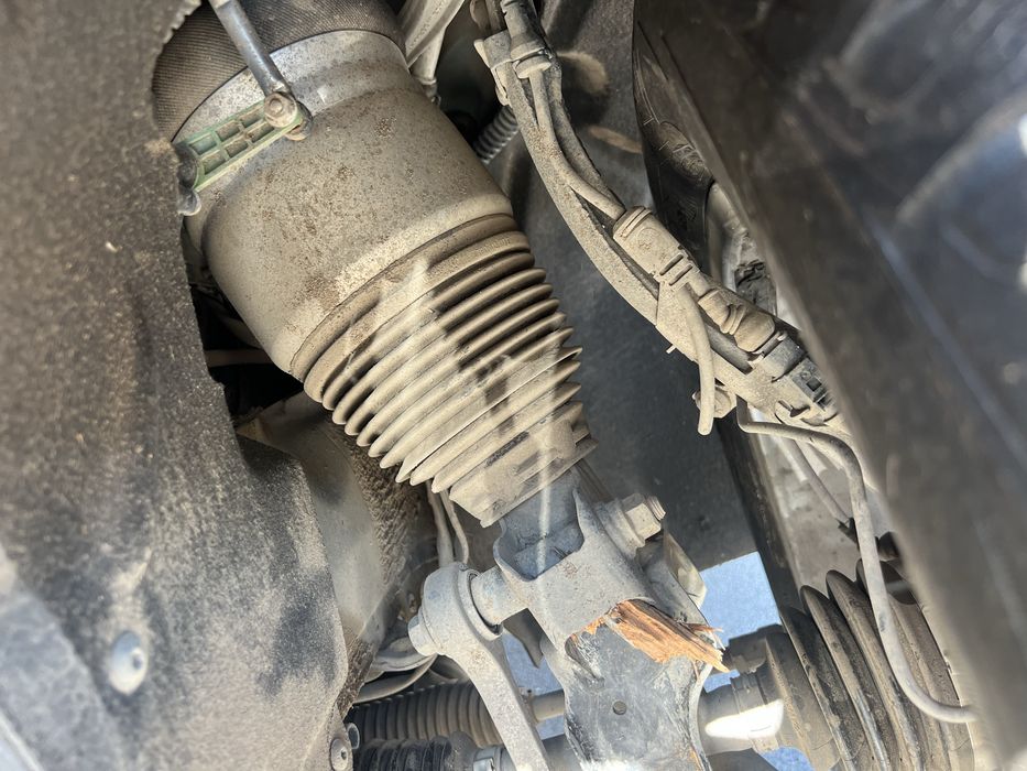 VW Touareg p7 facelift /3.0 тди /262 кс /сервизна история