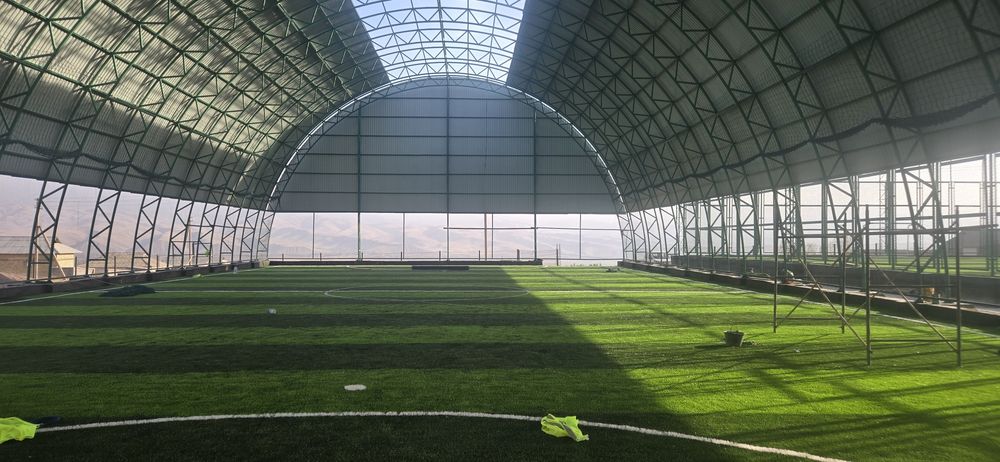 Mini yopiq stadion