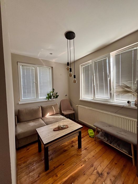 Продава се Етаж от къща в Враца, Център - 92 кв.м за 1957 €/кв.м - Снимка #1