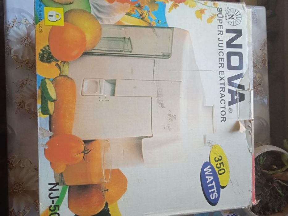 Соковыжималка Nova