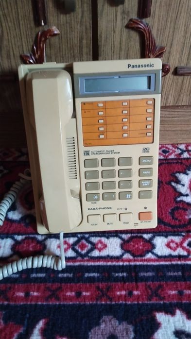Продается домашний телефон Panasonic.
