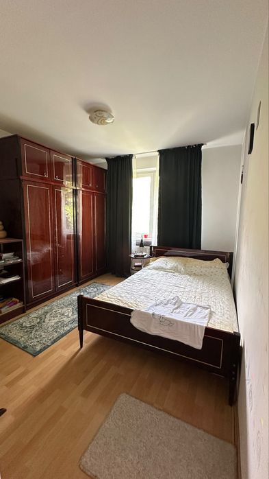 Vand apartament 3 camere Berceni