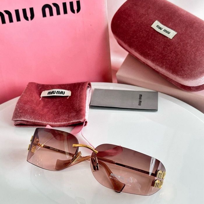 D&G и MIU Дамски слънчеви очила