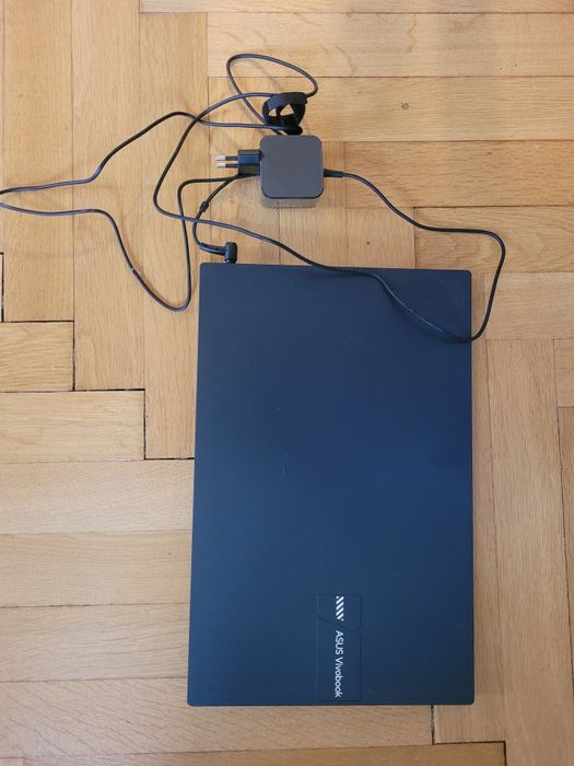 Laptop ASUS VivoBook 15