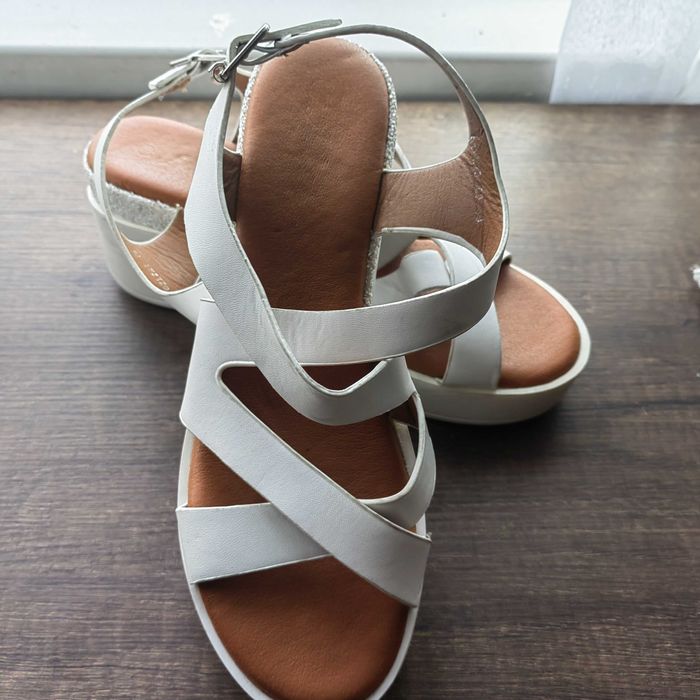 Дамски - сандалети