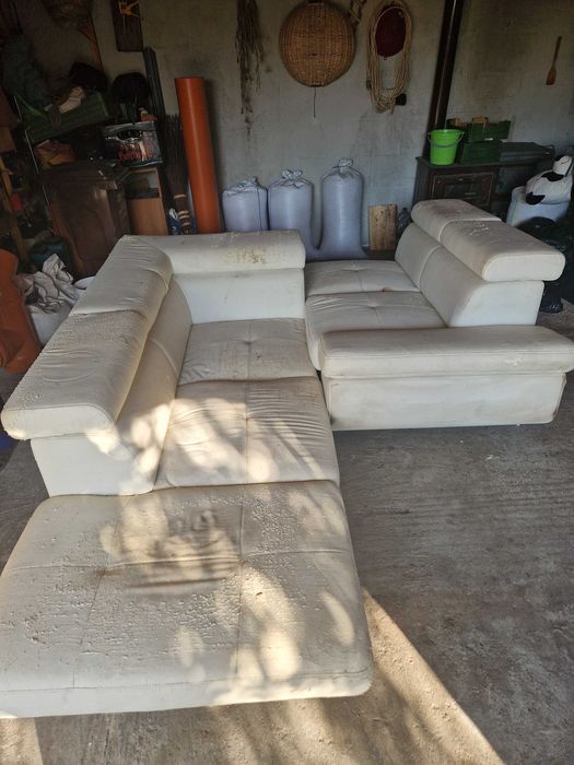 Colțar cu functie de dormit. Gratis