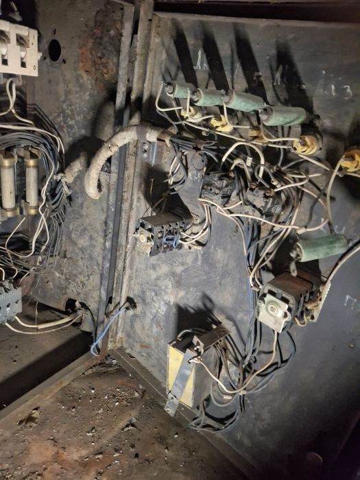 Щиток распределитеь