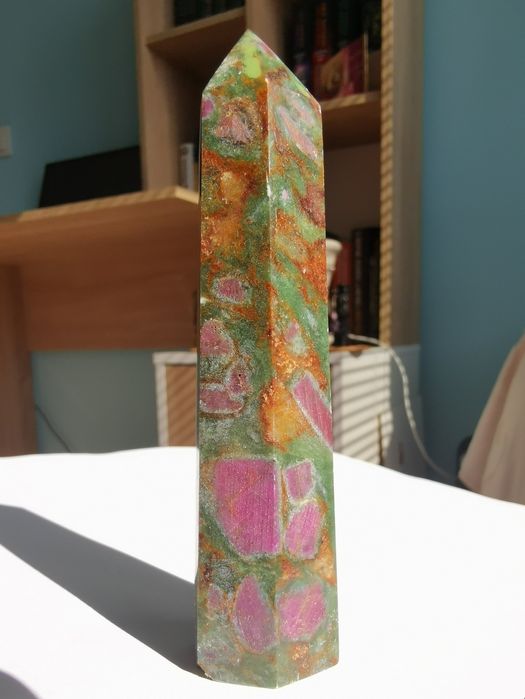 Гранат Шунгит Терахерц Чароит Хризокола Родохрозит Рубин Малахит Кварц