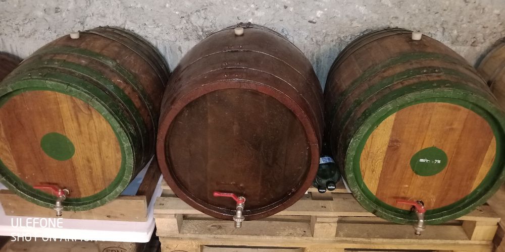 Дъбови бурета за ракия гр. Пловдив Прослав • OLX.bg