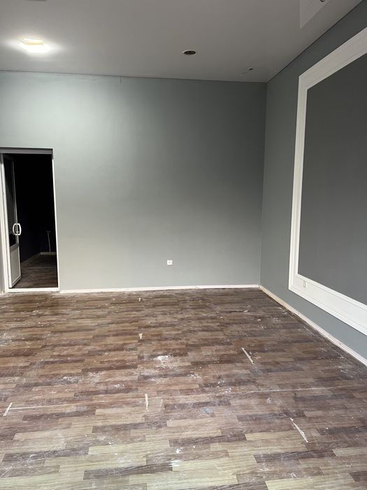 Помещение  в доль дороги 168 кв срочно +бонус 232кв подвал