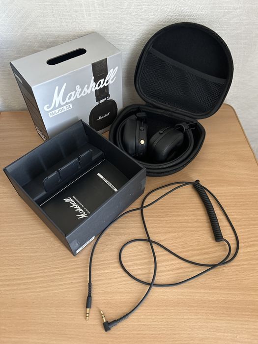 Наушники Marshall Major IV