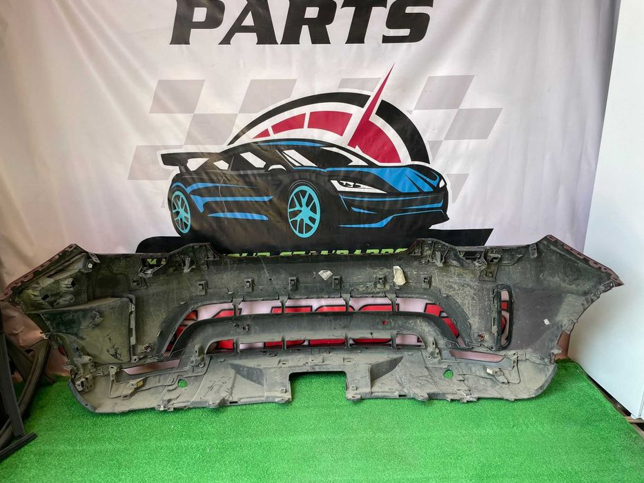 Range Rover Discovery 5 Dynamic Bara fata