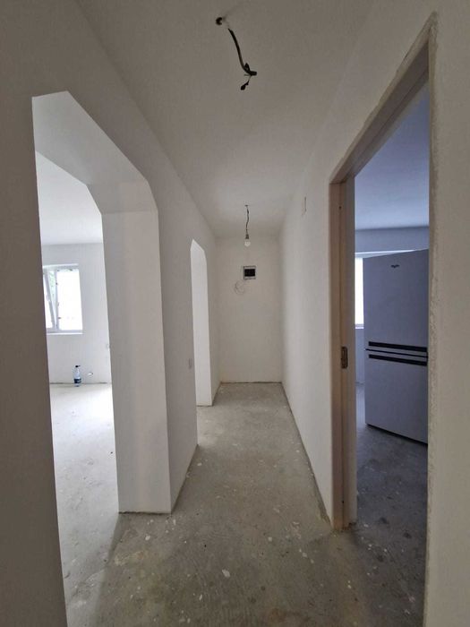 Vila P+1, caramida + a doua  casa de BCA, teren 8000mp