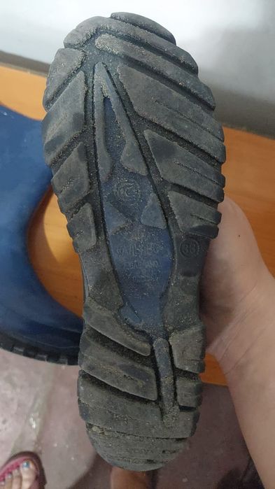 Отдам сапоги резиновые