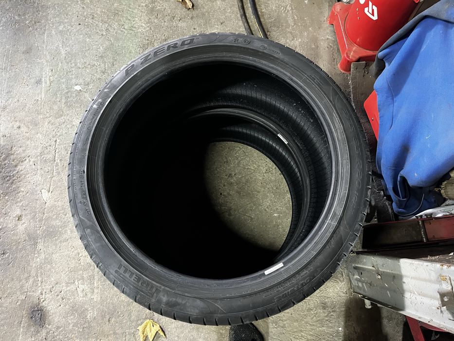 Vand 2 anvelope 275/35/20