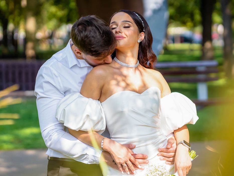 Fotograf Evenimente - Servicii Foto-Video Nunta Cununie Botez Majorat