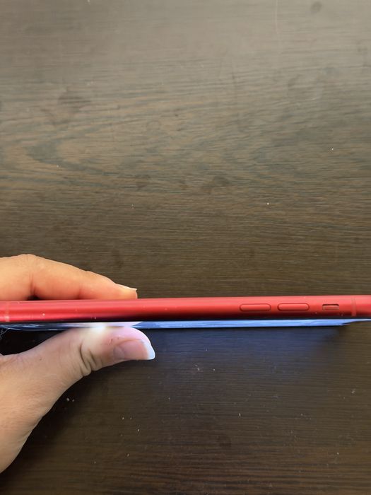 Iphone 11 Red 64 gb 82%