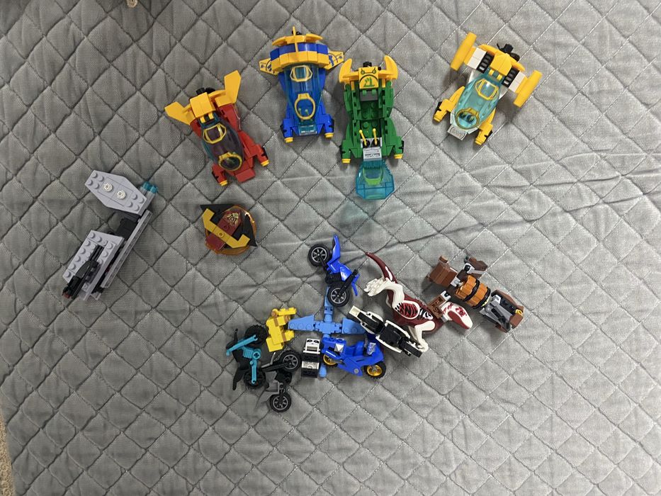 продам все лего меньше килограмма