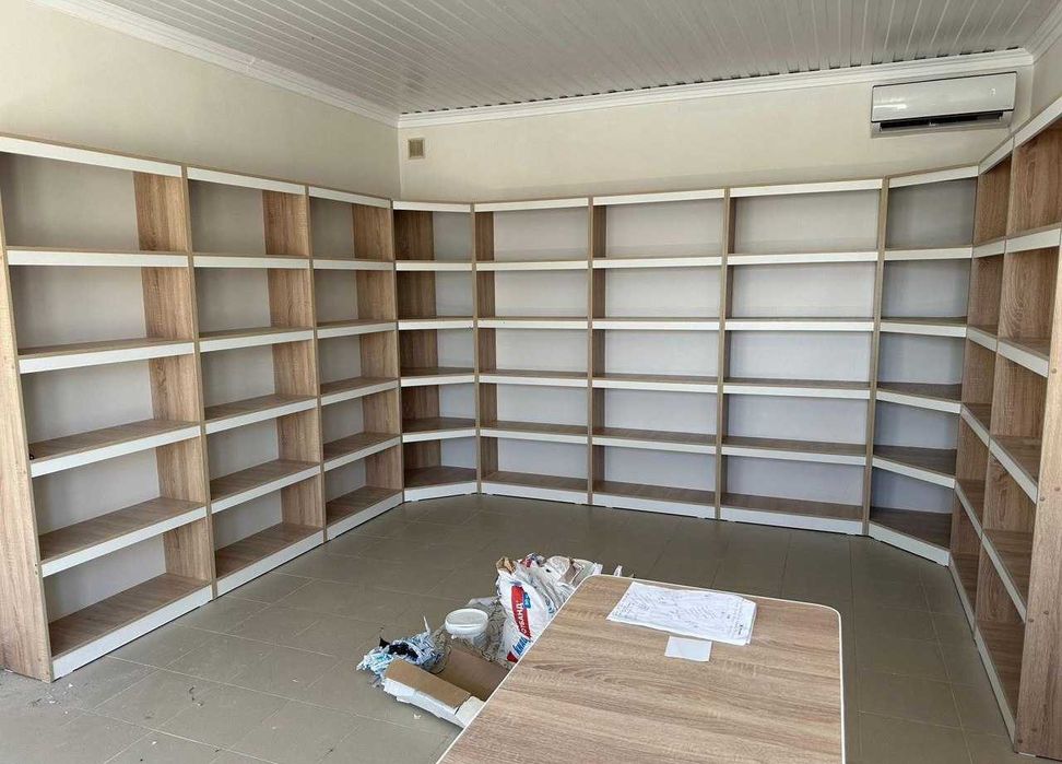 Magazing apteka dorixona uchun mebel polka vitrina