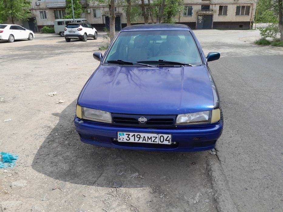 Продам п 10 нисан примьера