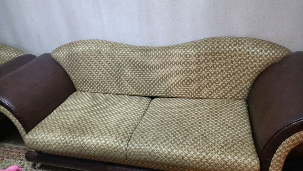 Продам тройку диван