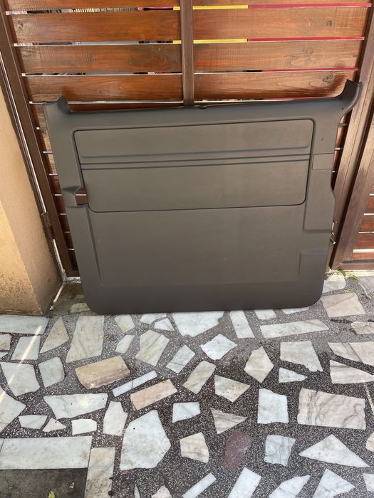 Panou usii culisante VW Caravelle sitinga dreapta cu perdelute pret 650 lei buc