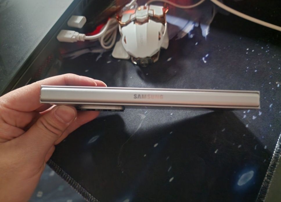 Samsung Z Fold 6