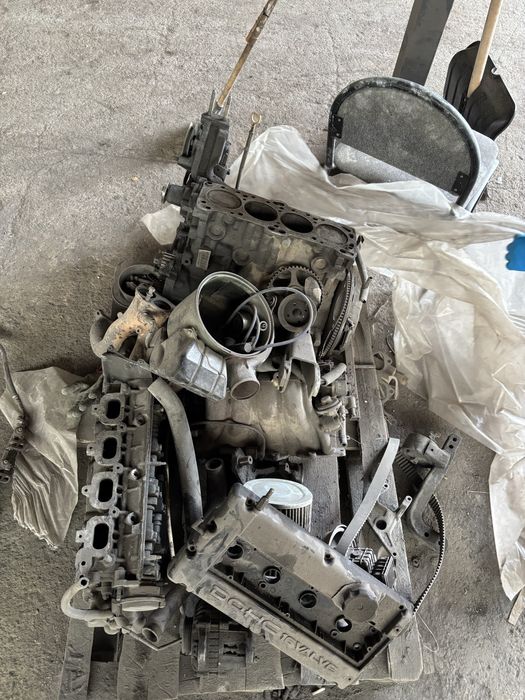 Продам двигателеть на запчасти