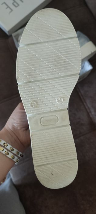 Кросовки , ботинки