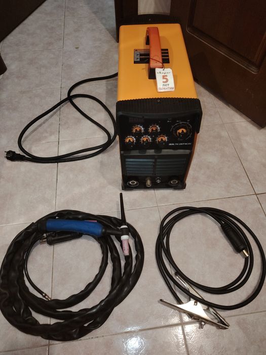 Сварочный аппарат аргон.