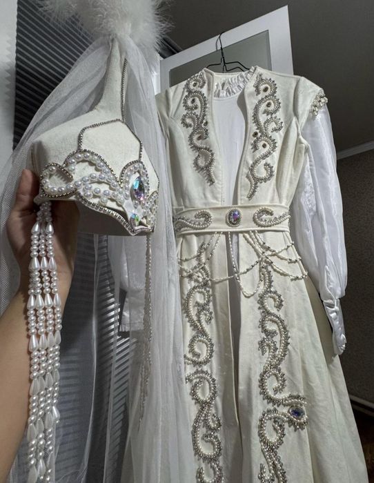 Национальное платье