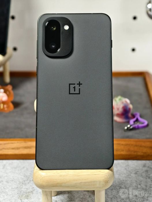 One Plus Ace 6T 256/12+12