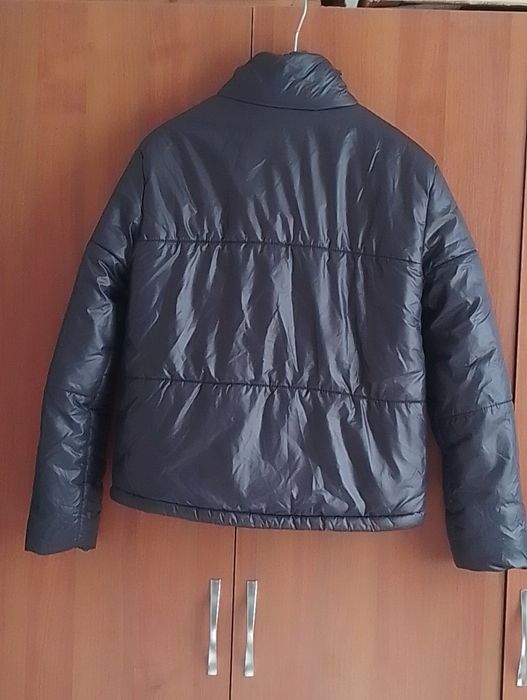 Дамско яке черно