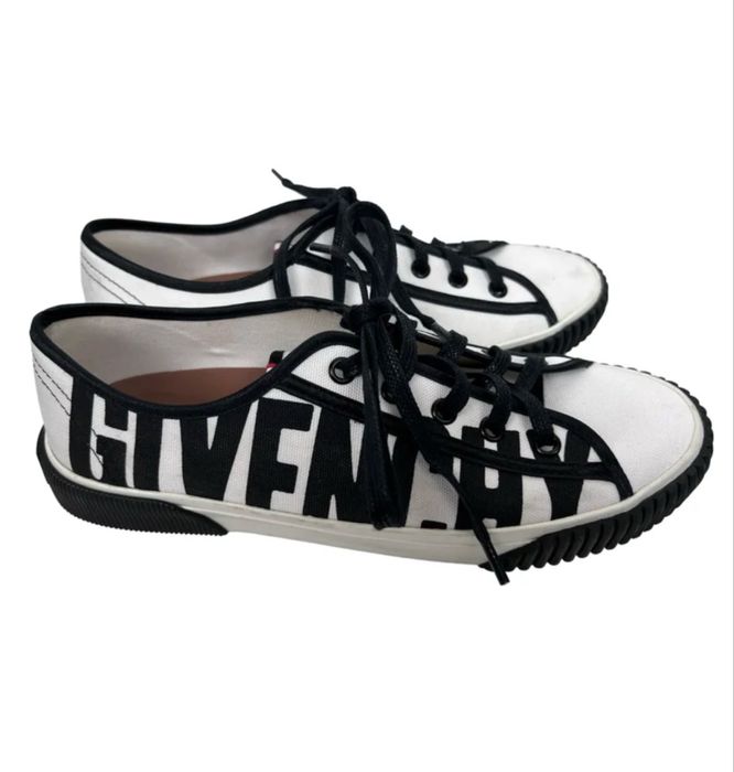 Givenchy гуменки от плат размер 37,5 - ново