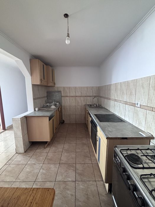 Chirie spatiu de locuit 150 m2