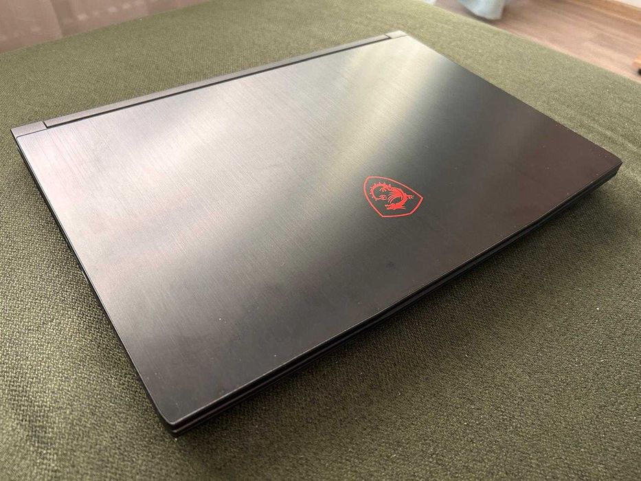 Laptop Gaming MSI GF63 cu procesor Intel i7-11800H 4.60 GHz, 15.6"  144 Hz, 16GB DDR4, 512GB SSD NVIDIA GeForce GTX 1650 4GB