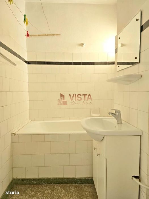 Apartament 3 camere, zona Astra