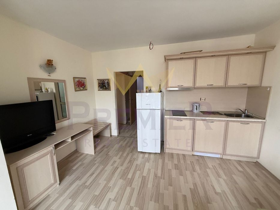 Продава се Двустаен апартамент в к.к. Слънчев бряг - 62 кв.м за 575 €/кв.м - Снимка #2